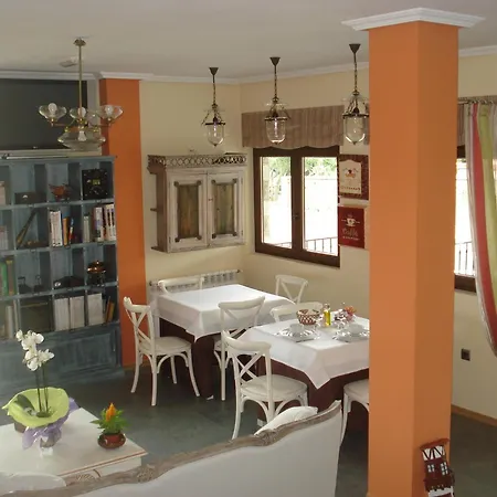 La Desmera Vendégház 4*