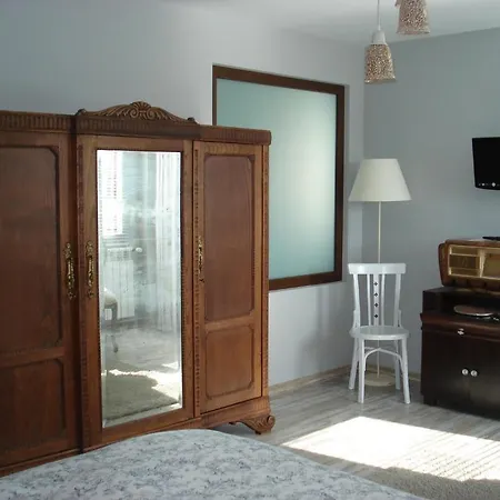 Vendégház La Desmera 4*