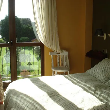 La Desmera Pensión 4*