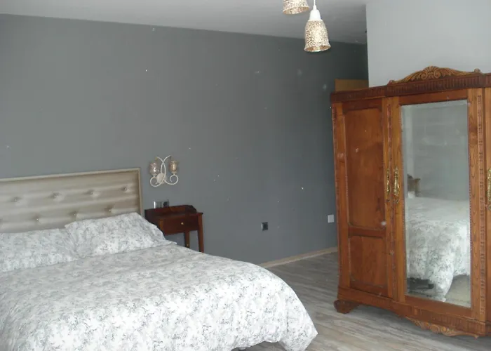 La Desmera Guest house Isla